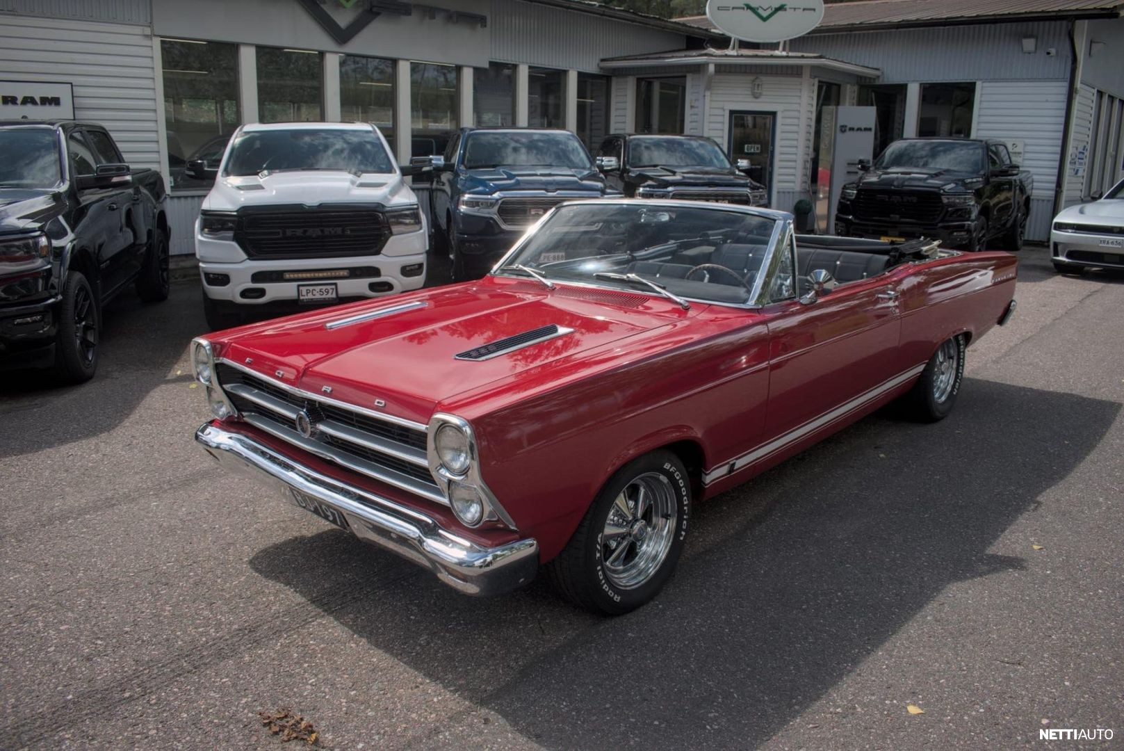 Ford Fairlane