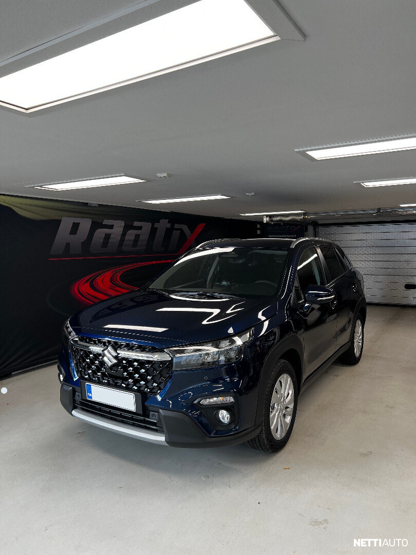 Suzuki S-cross