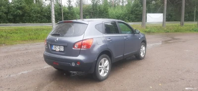 Nissan Qashqai 1,6 Acenta 5MT 4x2 2009, photo 3/18