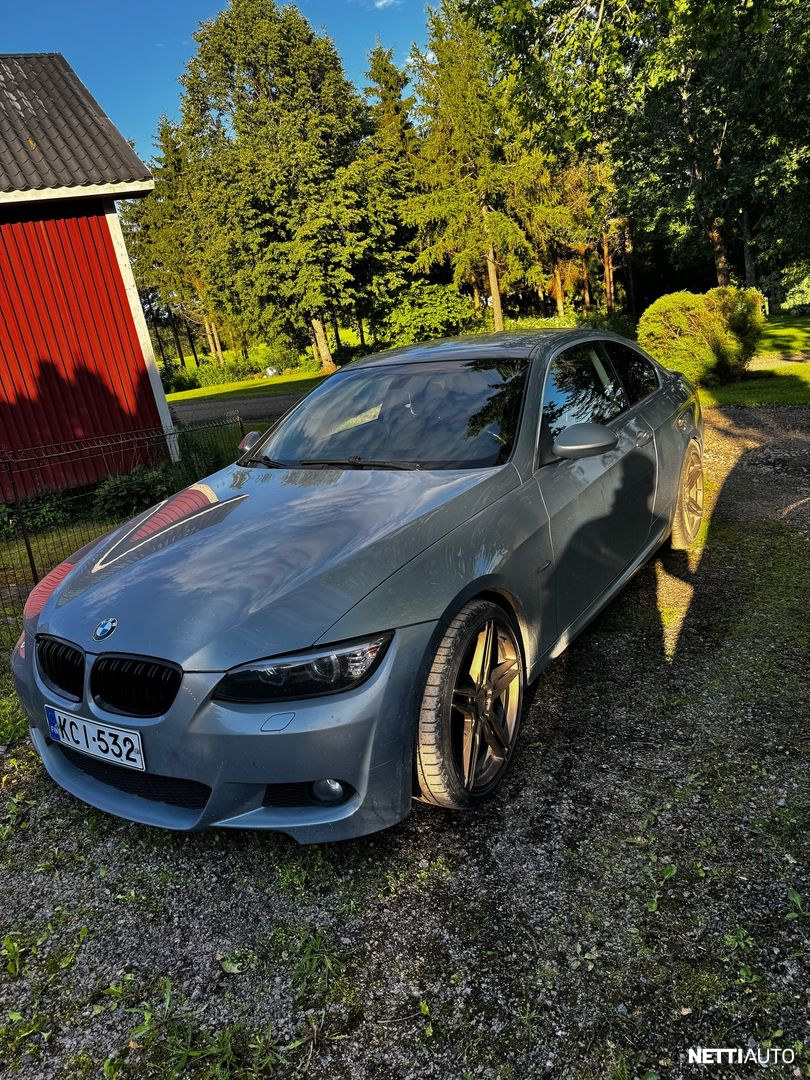 BMW 325