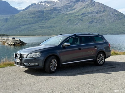Volkswagen Passat 2012, kuva 2/18