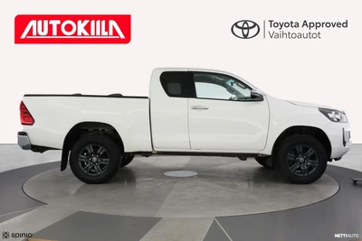 Toyota Hilux 2023, photo 6/21