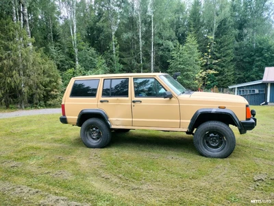 Jeep Cherokee 1990, kuva 3/10