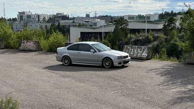 BMW 330 Ci Coupe 2001, kuva 1/9