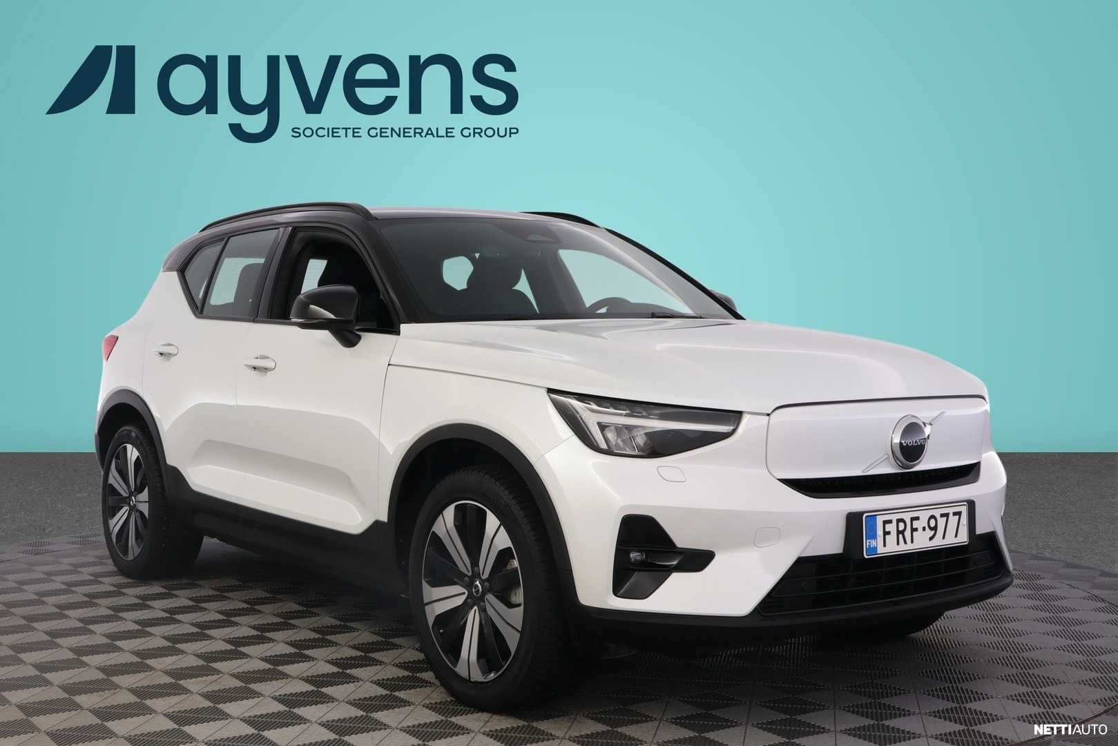 Volvo XC40 2023, photo 2/21