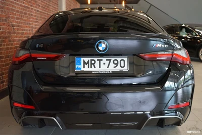 BMW i4 M50 2022, kuva 7/22