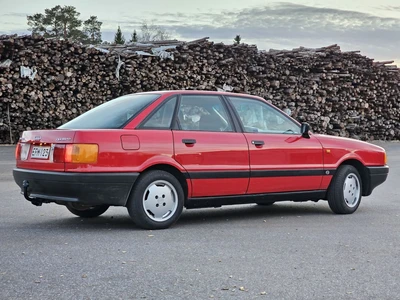Audi 80 2.0E quattro 4d 1990, kuva 7/12