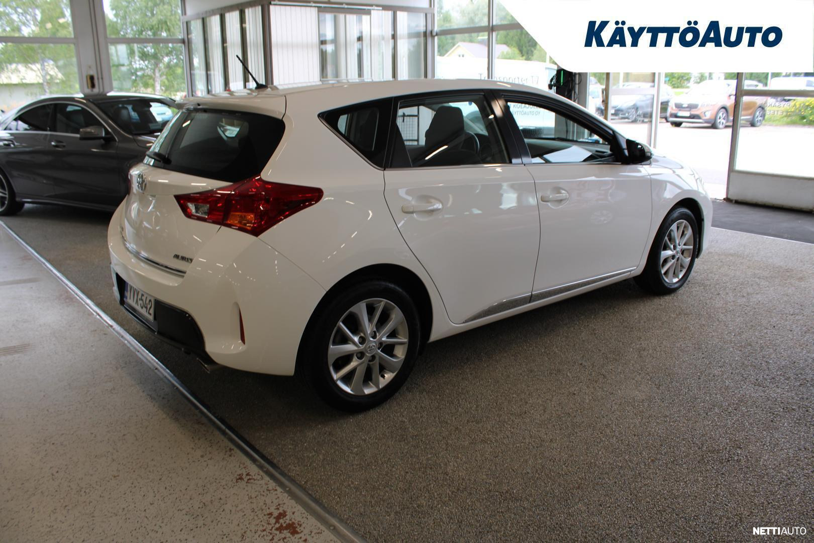 Toyota Auris 2013, kuva 6/14