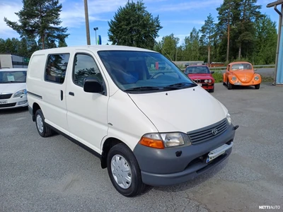 Toyota Hiace D-4D 2005, photo 4/11