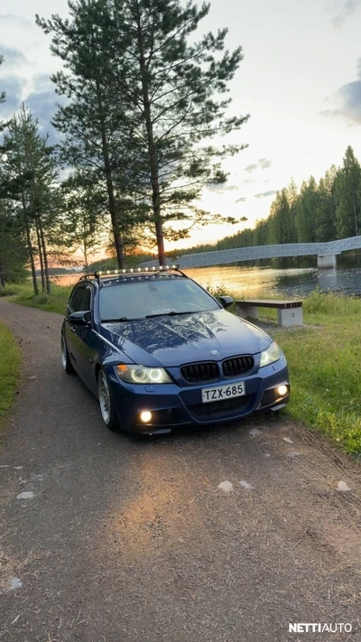 BMW 325 2009, photo 2/10