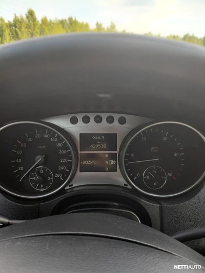 Mercedes-Benz ML 2006, kuva 7/14