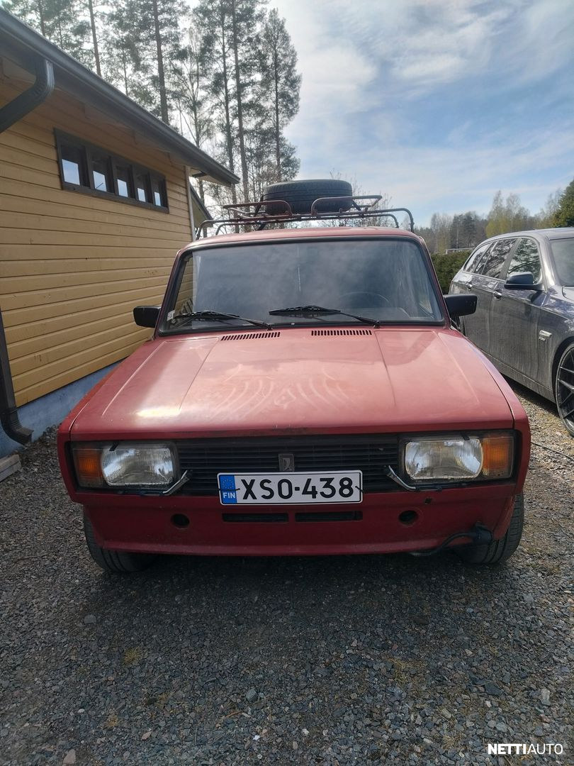 Lada 2104