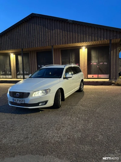 Volvo V70 D4 Classic Business aut 2015, kuva 2/5