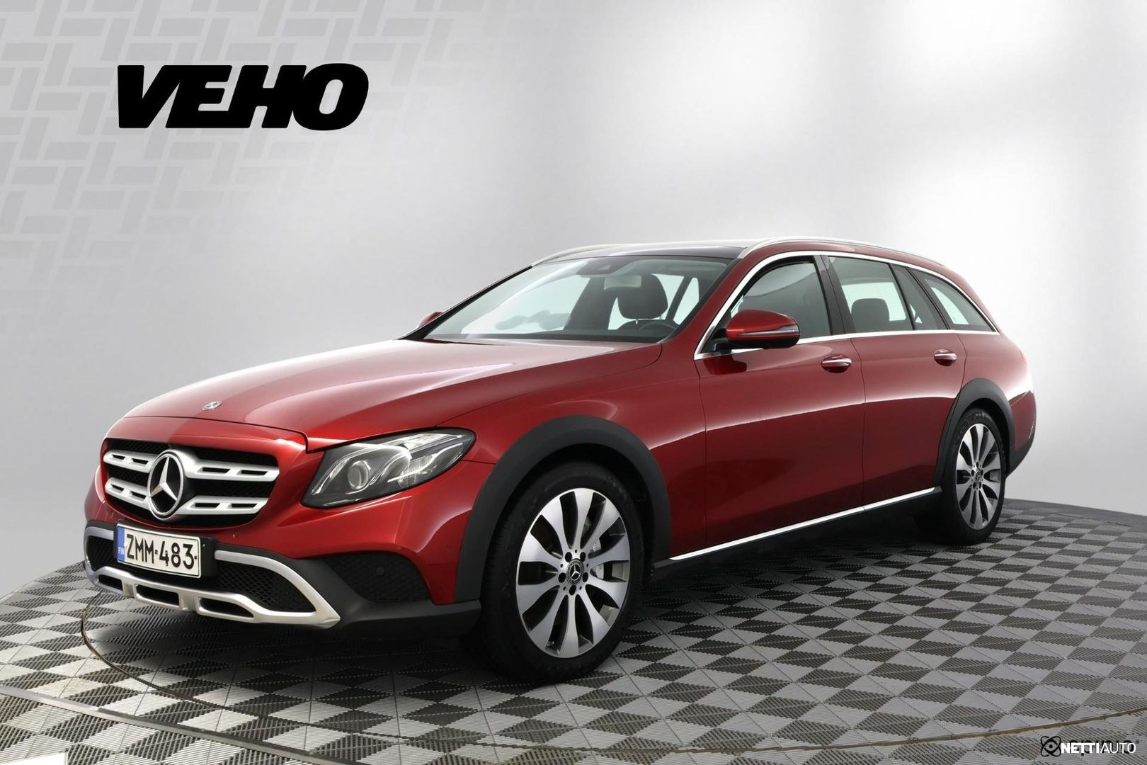 Mercedes-Benz E