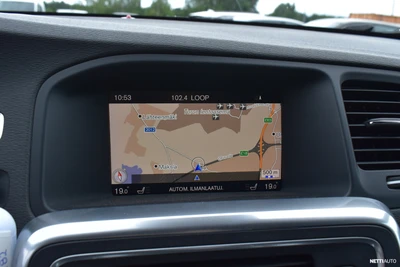 Volvo V60 2018, photo 6/9