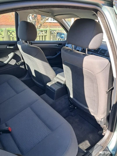 BMW 316 2005, photo 7/10