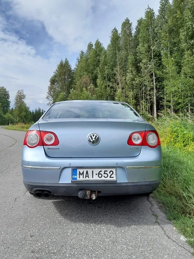 Volkswagen Passat 2006, kuva 3/4