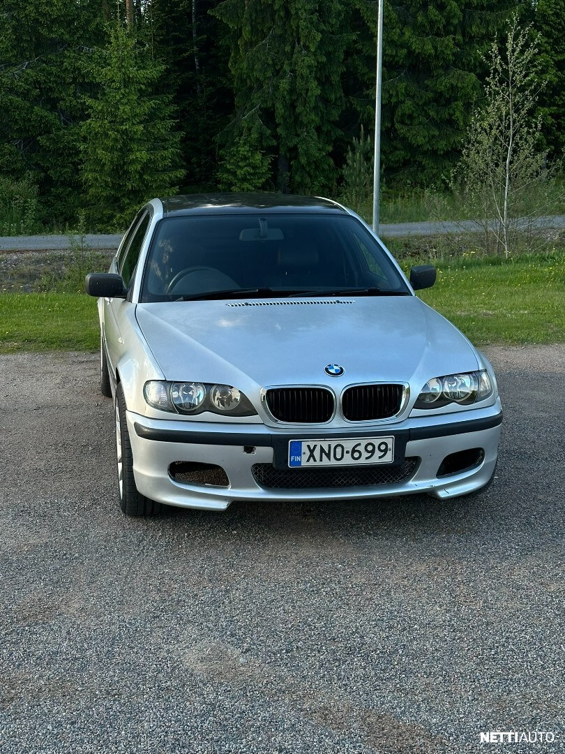 BMW 320