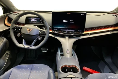 Cupra Tavascan 2025, photo 7/15