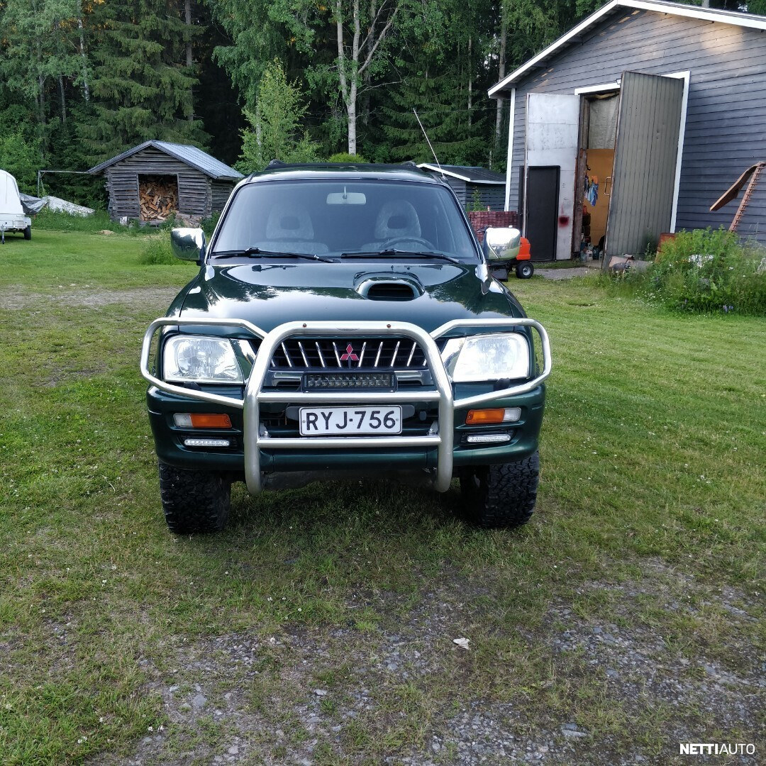 Mitsubishi L200