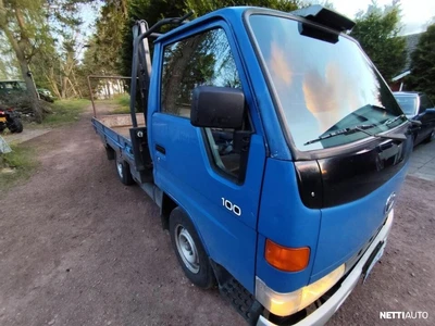 Toyota Dyna L100 nosturilla 1999, photo 6/12