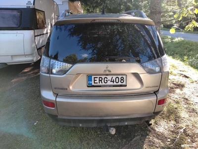 Mitsubishi Outlander 2008, kuva 2/9