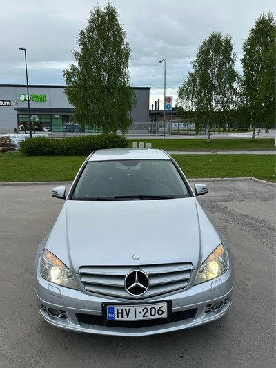 Mercedes-Benz C CDI Premium Business 2009, kuva 1/12