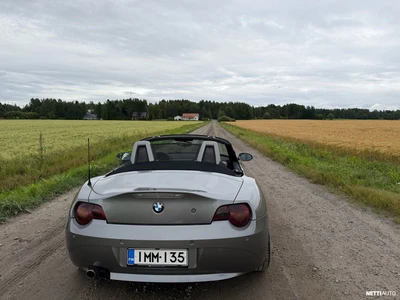 BMW Z4 2,2 2004, kuva 4/10