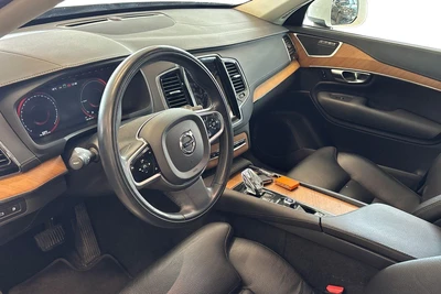Volvo XC90 2022, photo 3/10