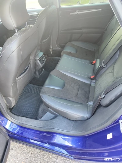 Ford Mondeo 2016, photo 5/19