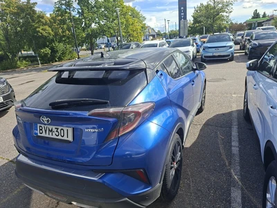 Toyota C-HR 1,8 Hybrid Style 2018, kuva 4/10