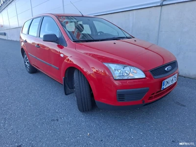 Ford Focus 1.6i STW Trend 2005, kuva 2/10