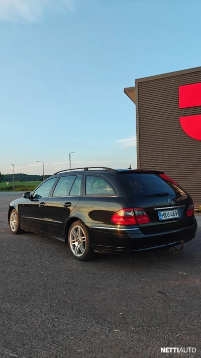 Mercedes-Benz E 2006, photo 4/10
