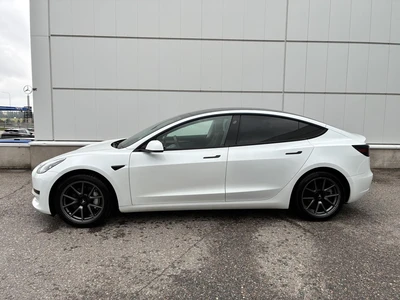 Tesla Model 3 Standard Range Plus 2021, kuva 3/16