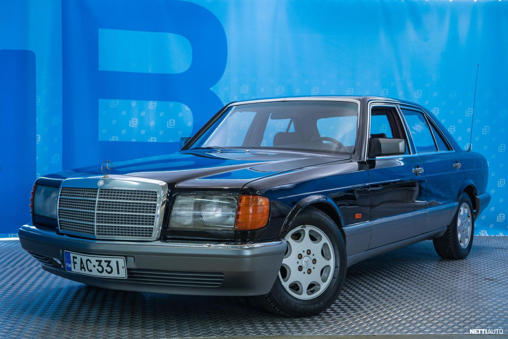 Mercedes-Benz 420
