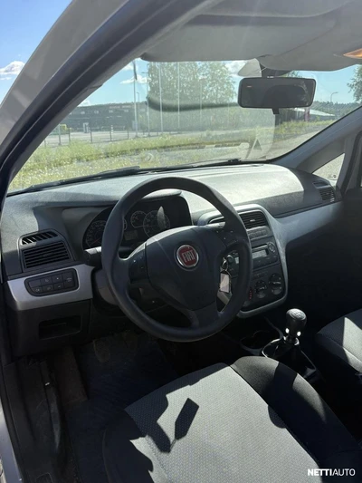 Fiat Punto 2010, photo 6/6