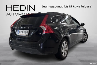 Volvo V60 D2 Momentum Business aut 2013, photo 2/10