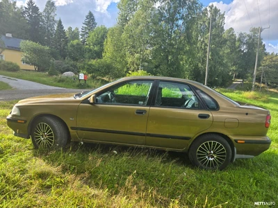 Volvo S40 1999, photo 2/9