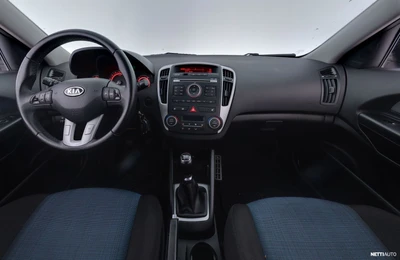Kia Ceed 1,6 ISG Active SW EcoDynamics 2011, kuva 4/6