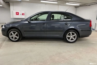 Skoda Octavia 1,9 TDI Elegance 2008, photo 2/23
