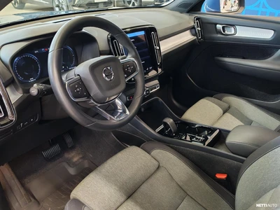 Volvo XC40 2024, photo 4/20
