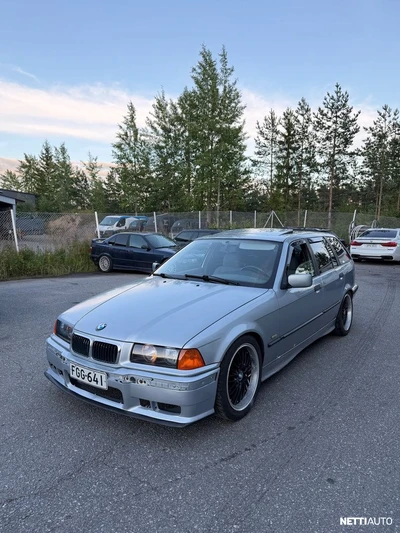 BMW 318 1995, kuva 1/7