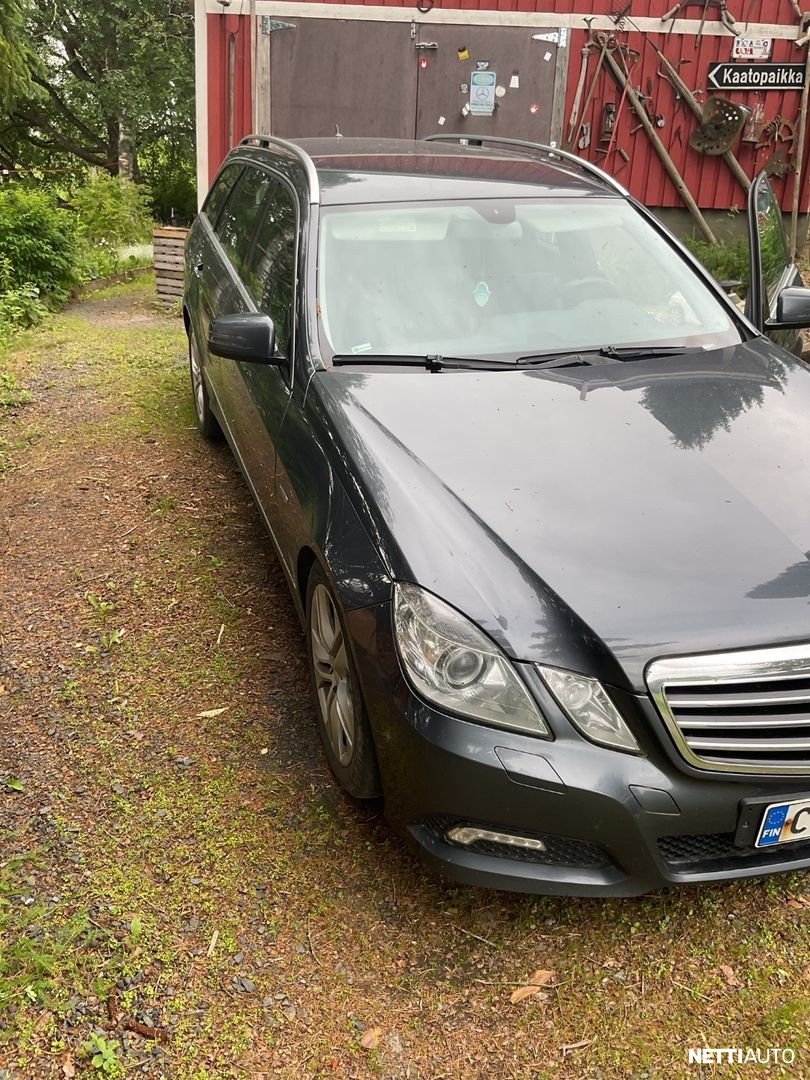 Mercedes-Benz E