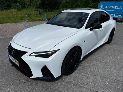 Lexus IS 2026, photo 2/15