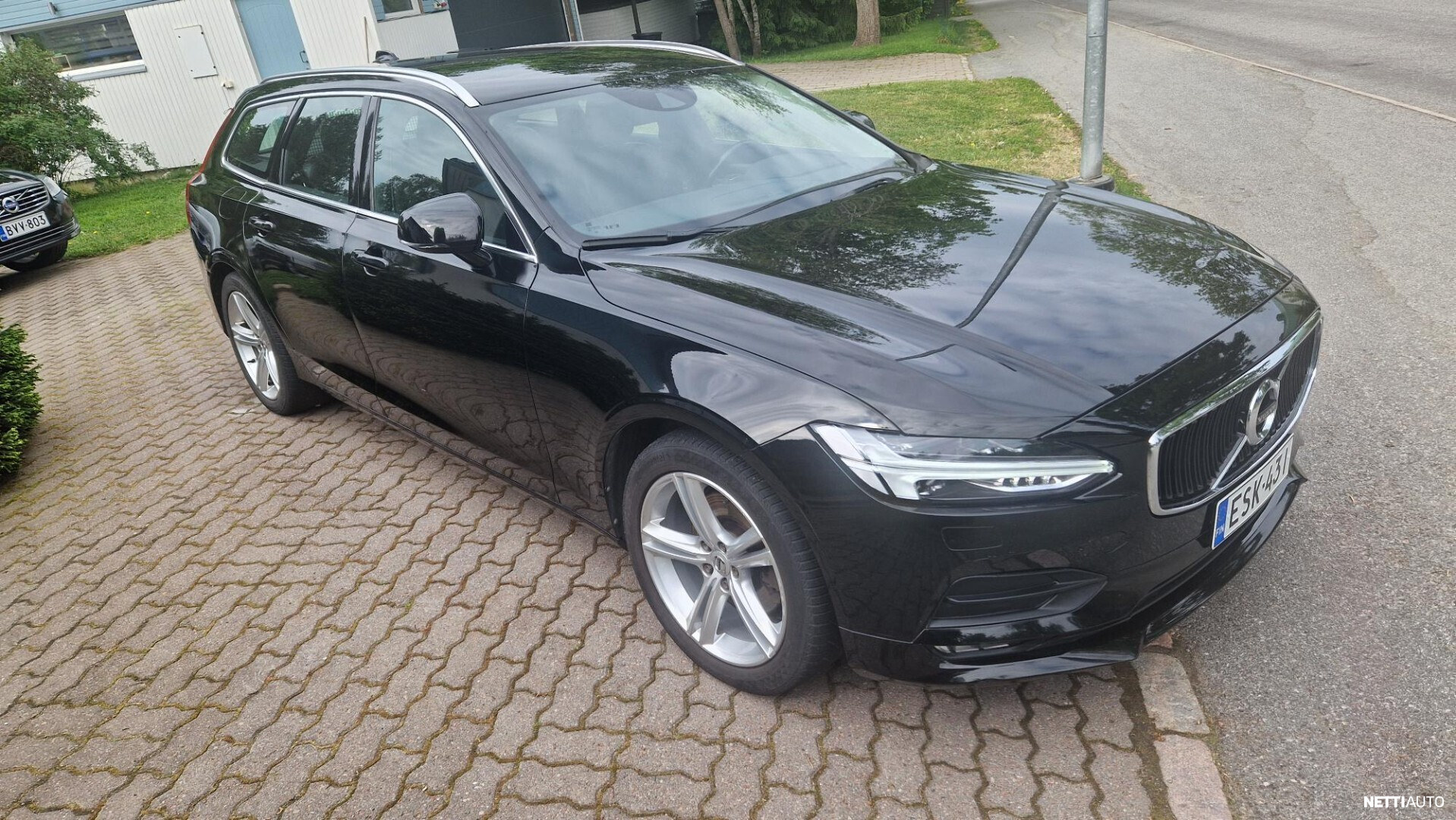 Volvo V90