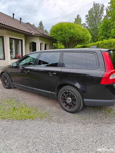 Volvo V70 2,0D Kinetic Business 2008, photo 1/9