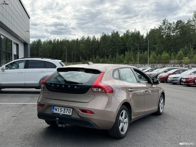 Volvo V40 2012, photo 3/45