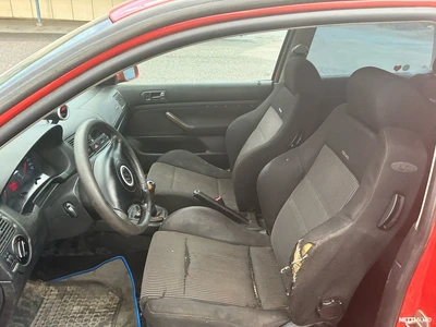 Volkswagen Golf 1,8 GTI Turbo AAC 3d 2000, photo 7/10