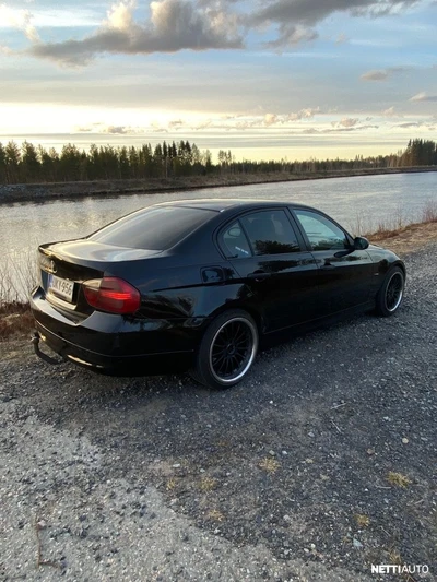 BMW 320 i Sedan 2005, photo 3/12
