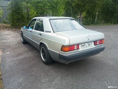 Mercedes-Benz 190 190E 1991, kuva 2/7